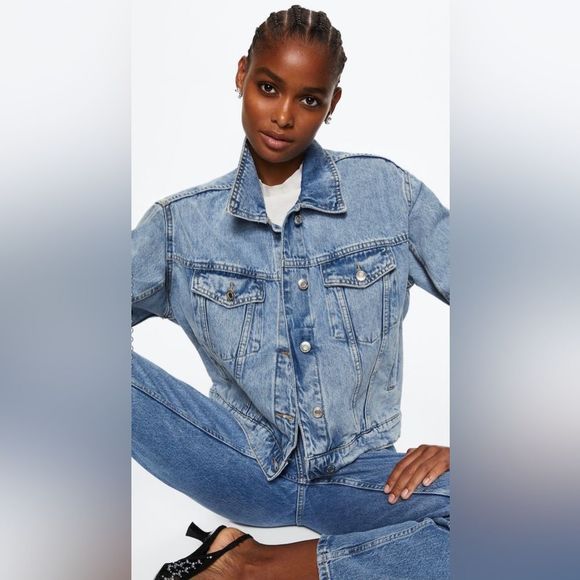 Pocketed denim jacket - Picture 4 of 10